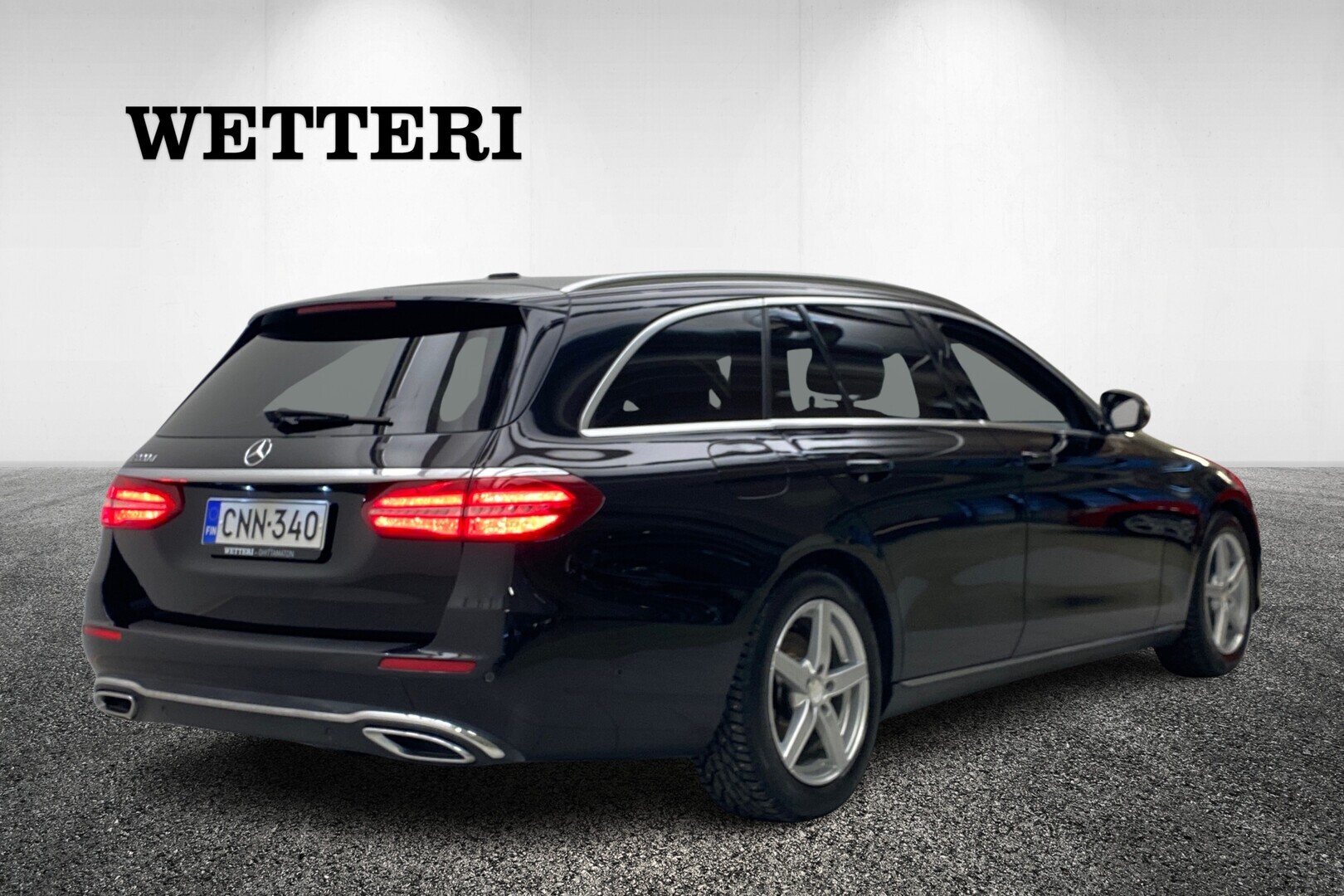 MERCEDES-BENZ E 2017