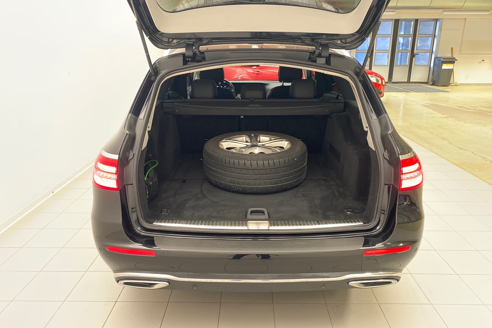 MERCEDES-BENZ E 2017