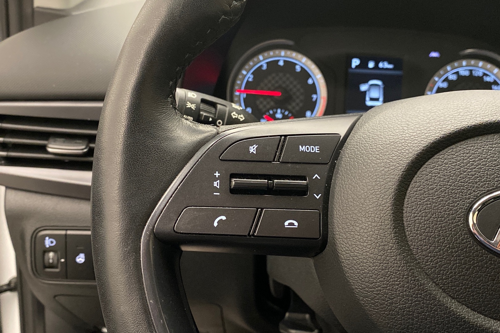 HYUNDAI i20 Hatchback 2023