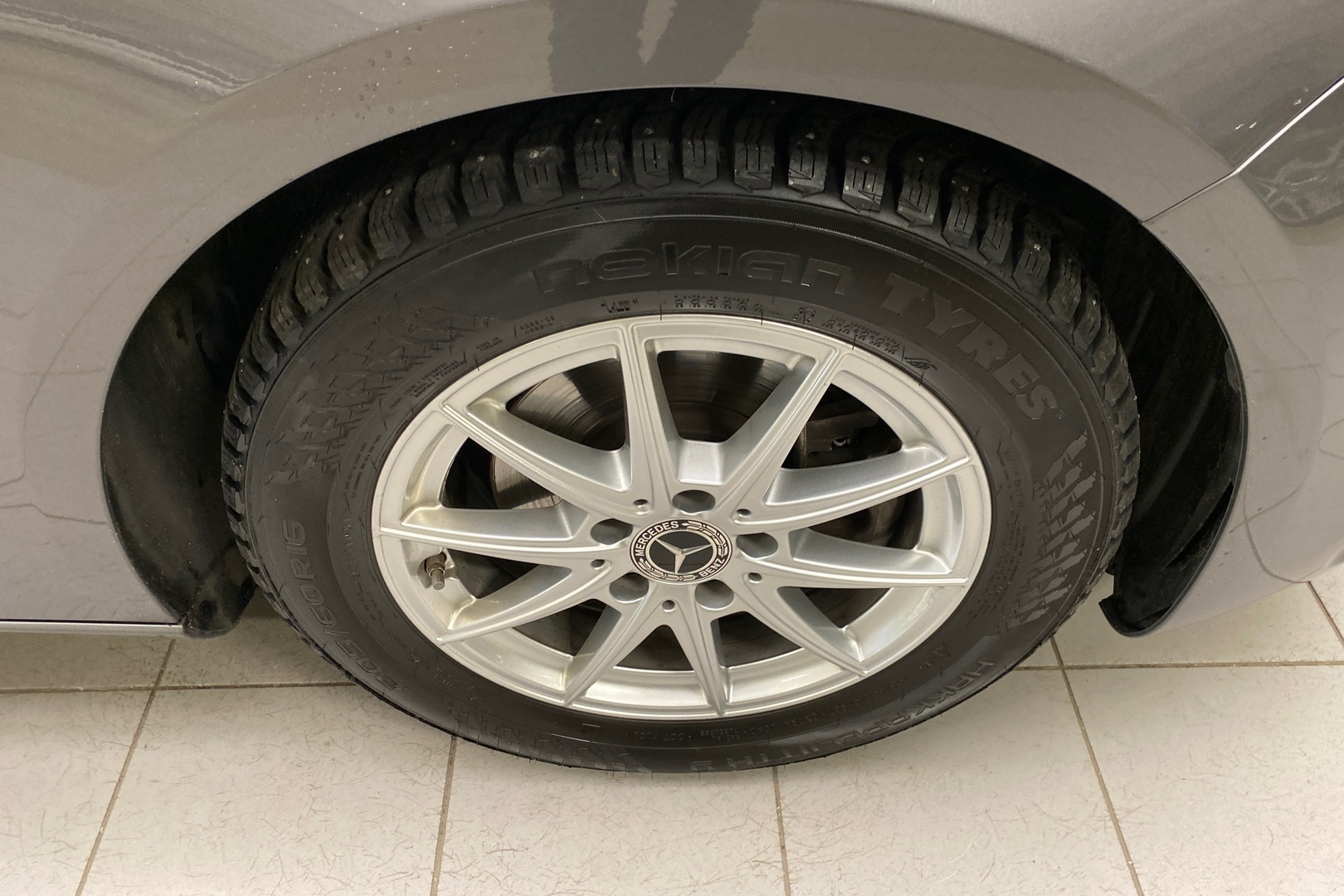 MERCEDES-BENZ A 2022