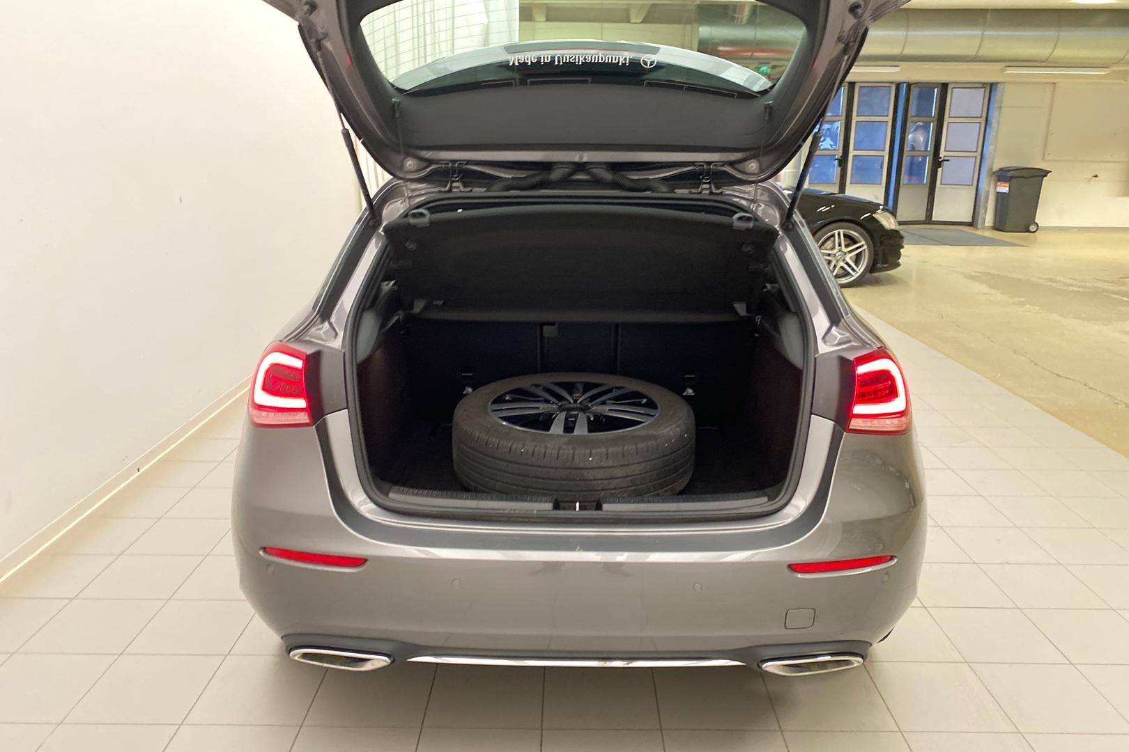 MERCEDES-BENZ A 2022