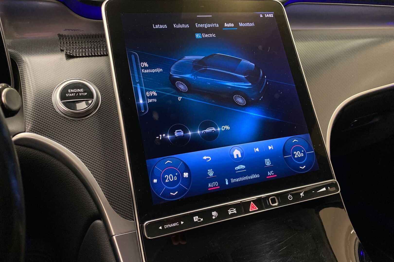 MERCEDES-BENZ GLC 2023
