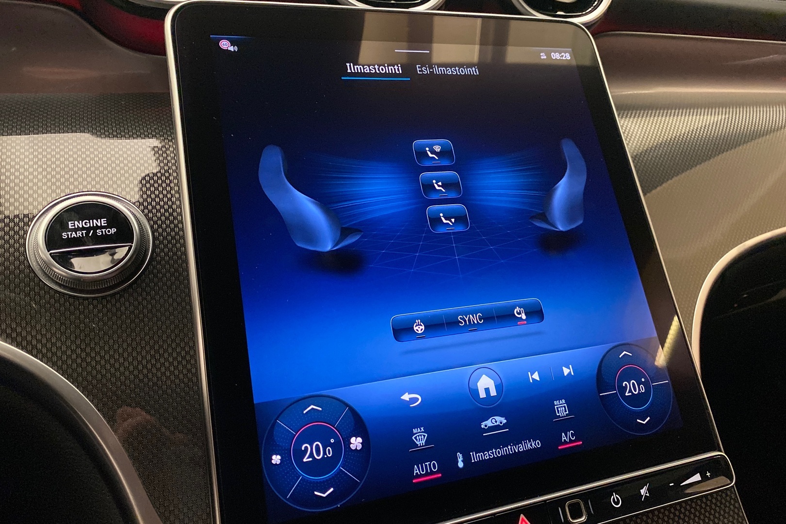 MERCEDES-BENZ GLC 2023