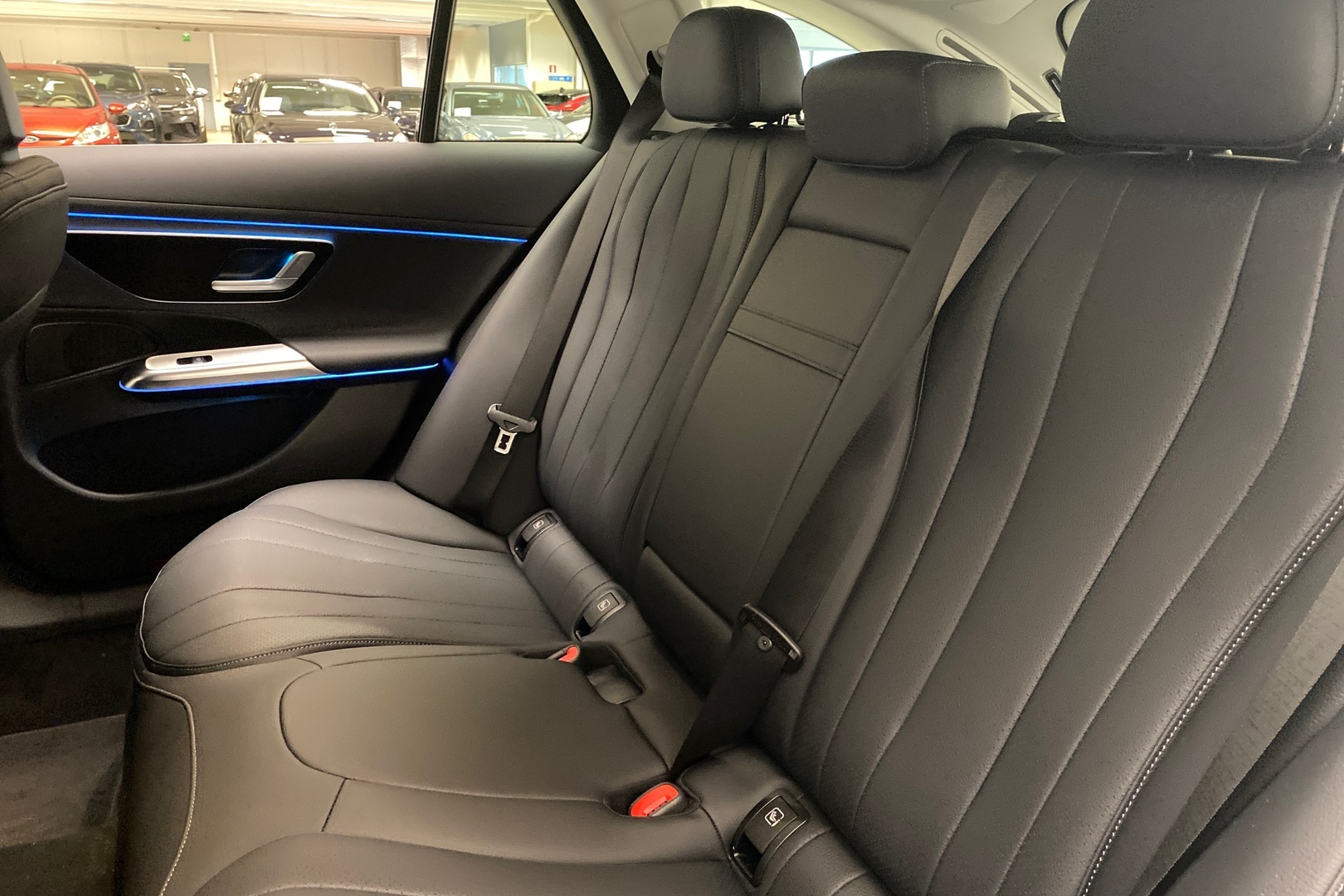 MERCEDES-BENZ E 2025