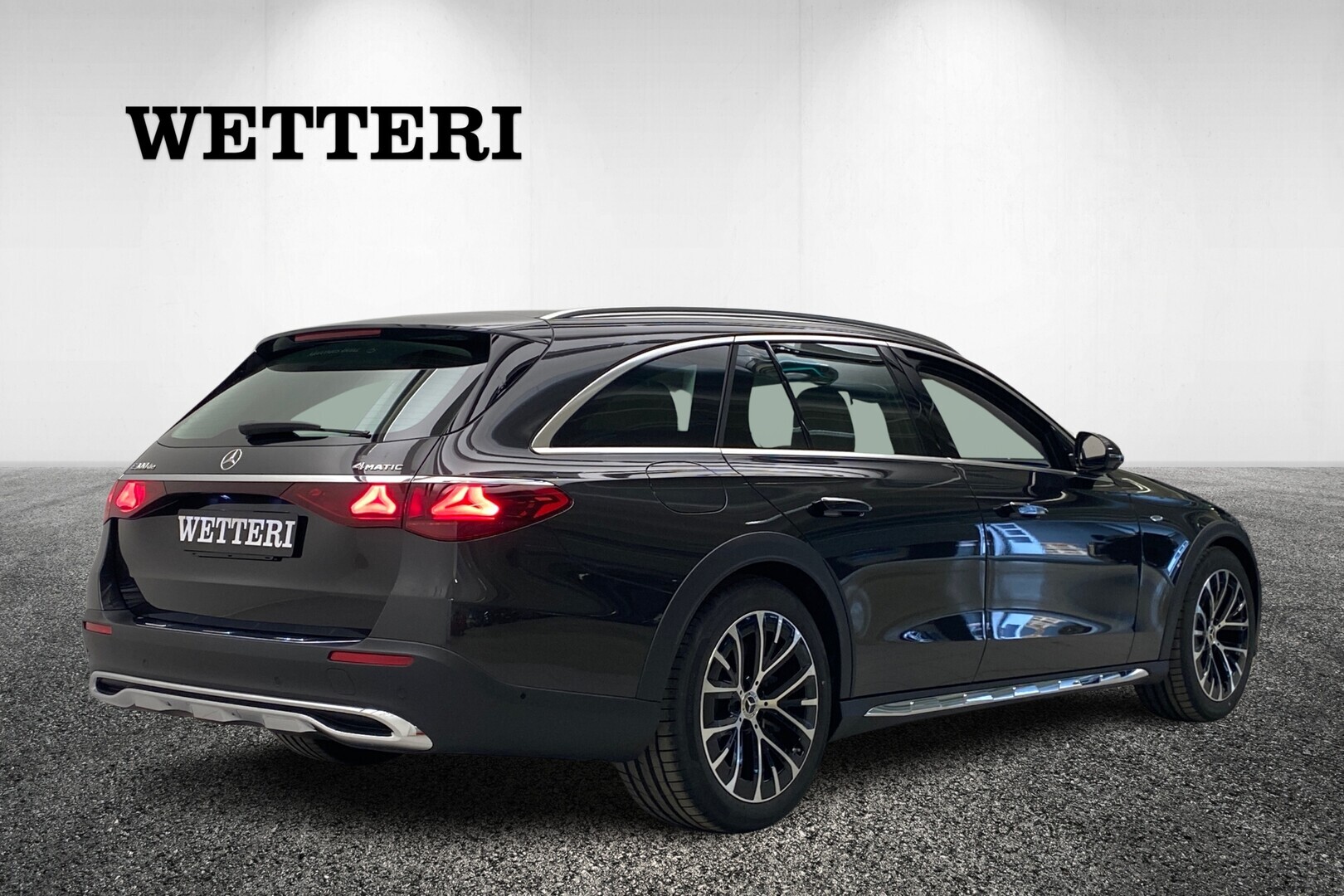 MERCEDES-BENZ E 2025