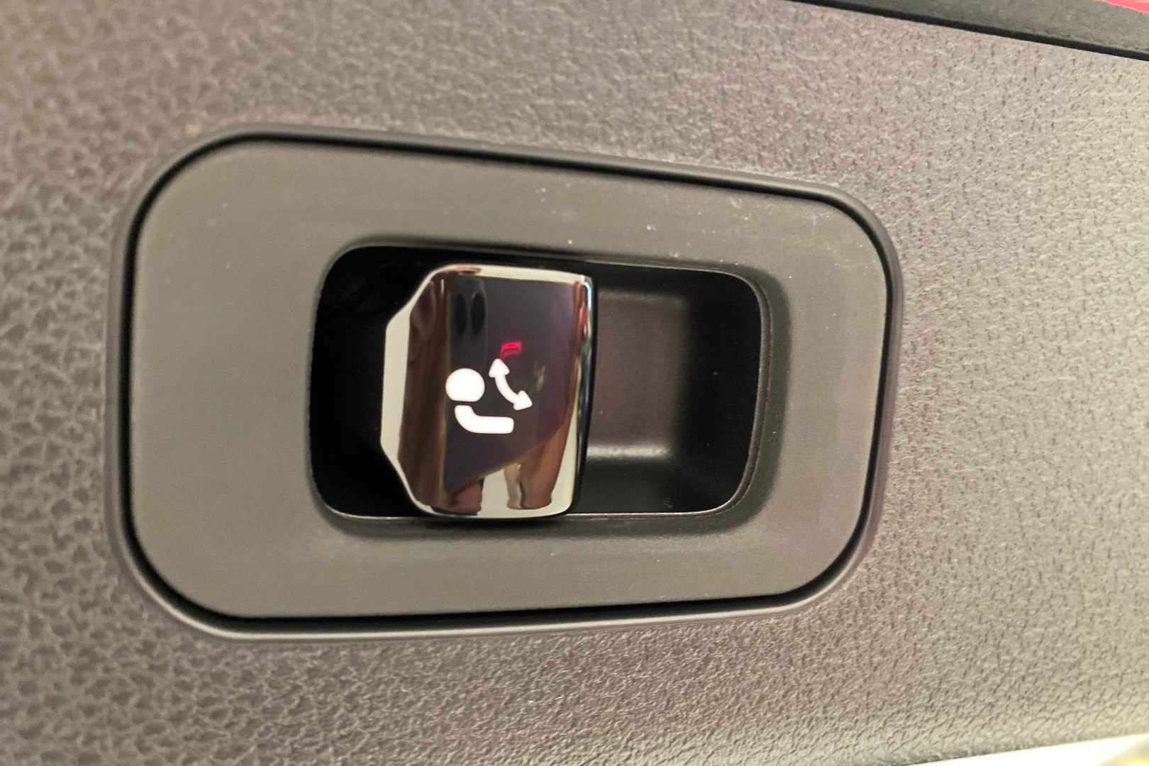 MERCEDES-BENZ E 2025