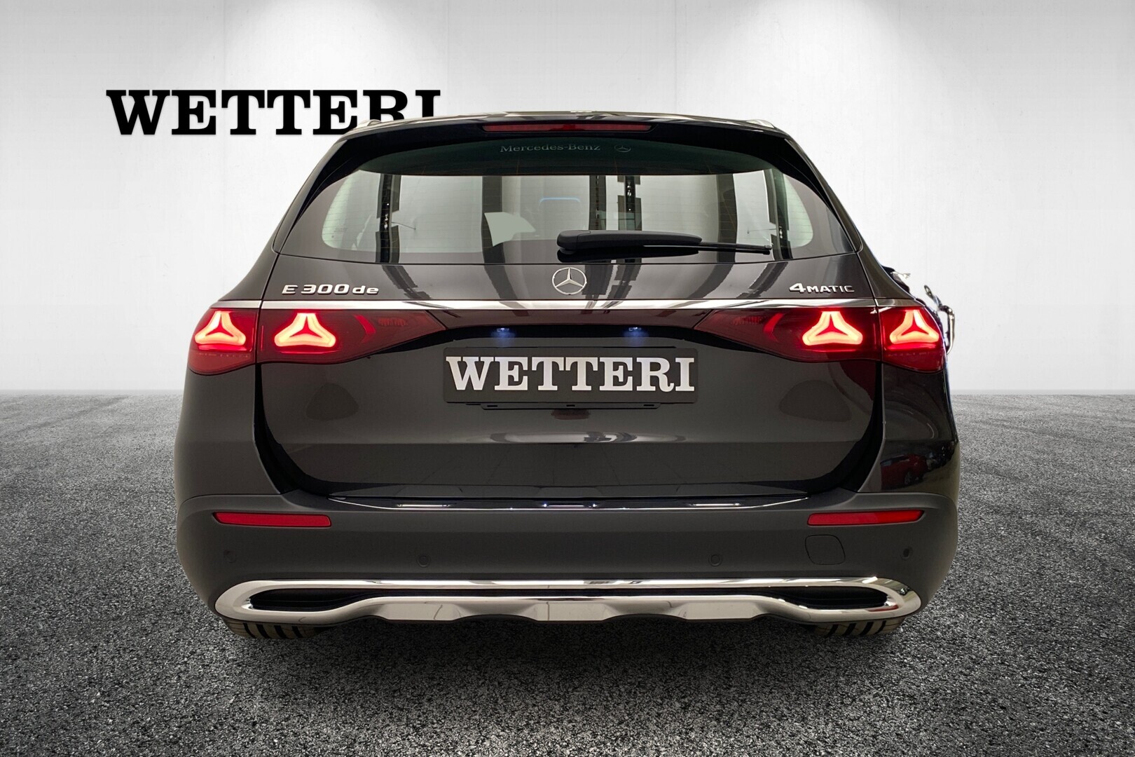 MERCEDES-BENZ E 2025