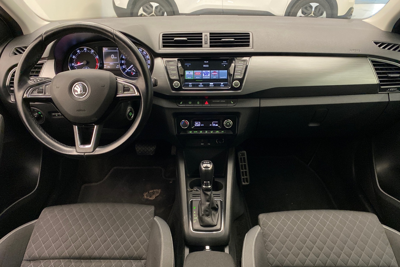 SKODA Fabia 2015
