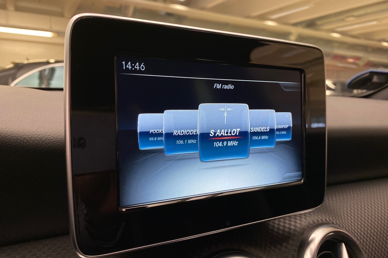 MERCEDES-BENZ A 2017