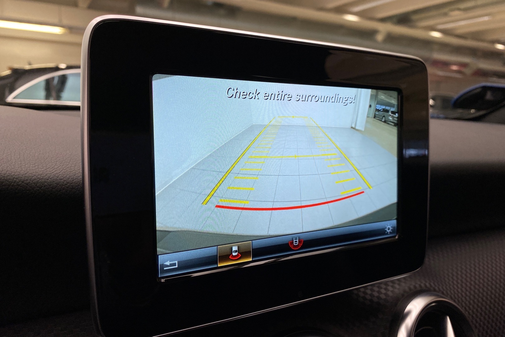 MERCEDES-BENZ A 2017