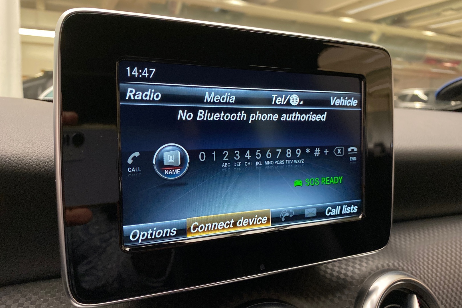 MERCEDES-BENZ A 2017