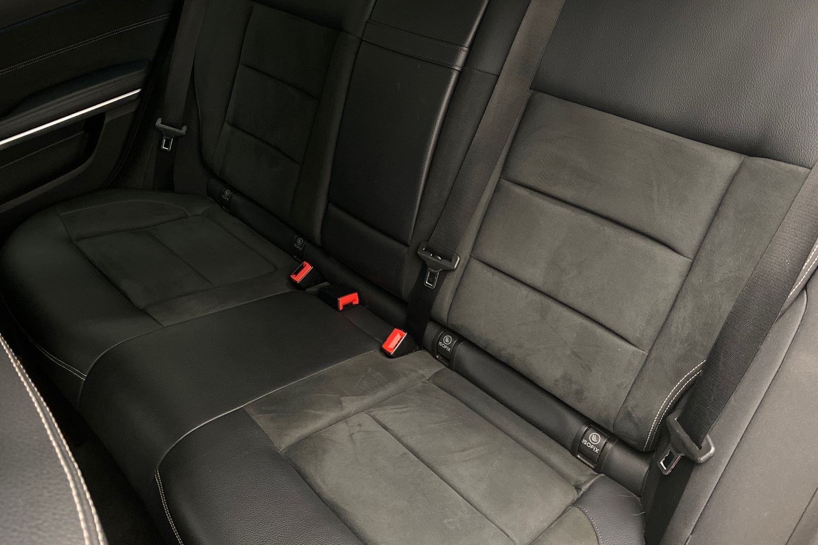 MERCEDES-BENZ E 2015