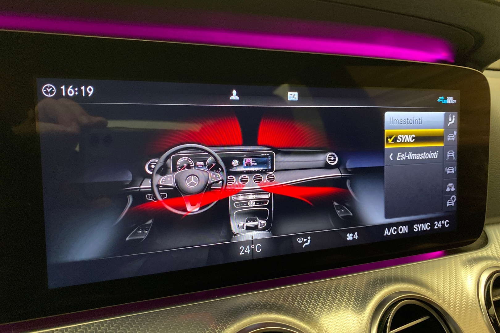 MERCEDES-BENZ E 2019