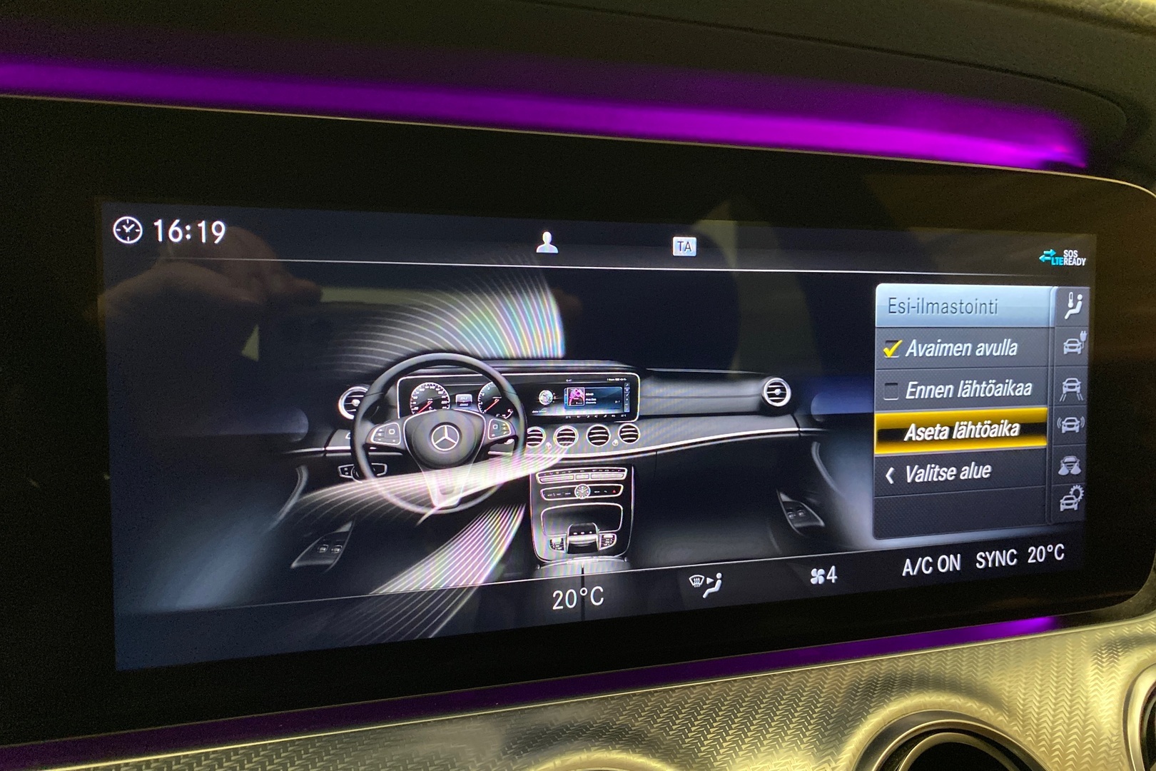 MERCEDES-BENZ E 2019