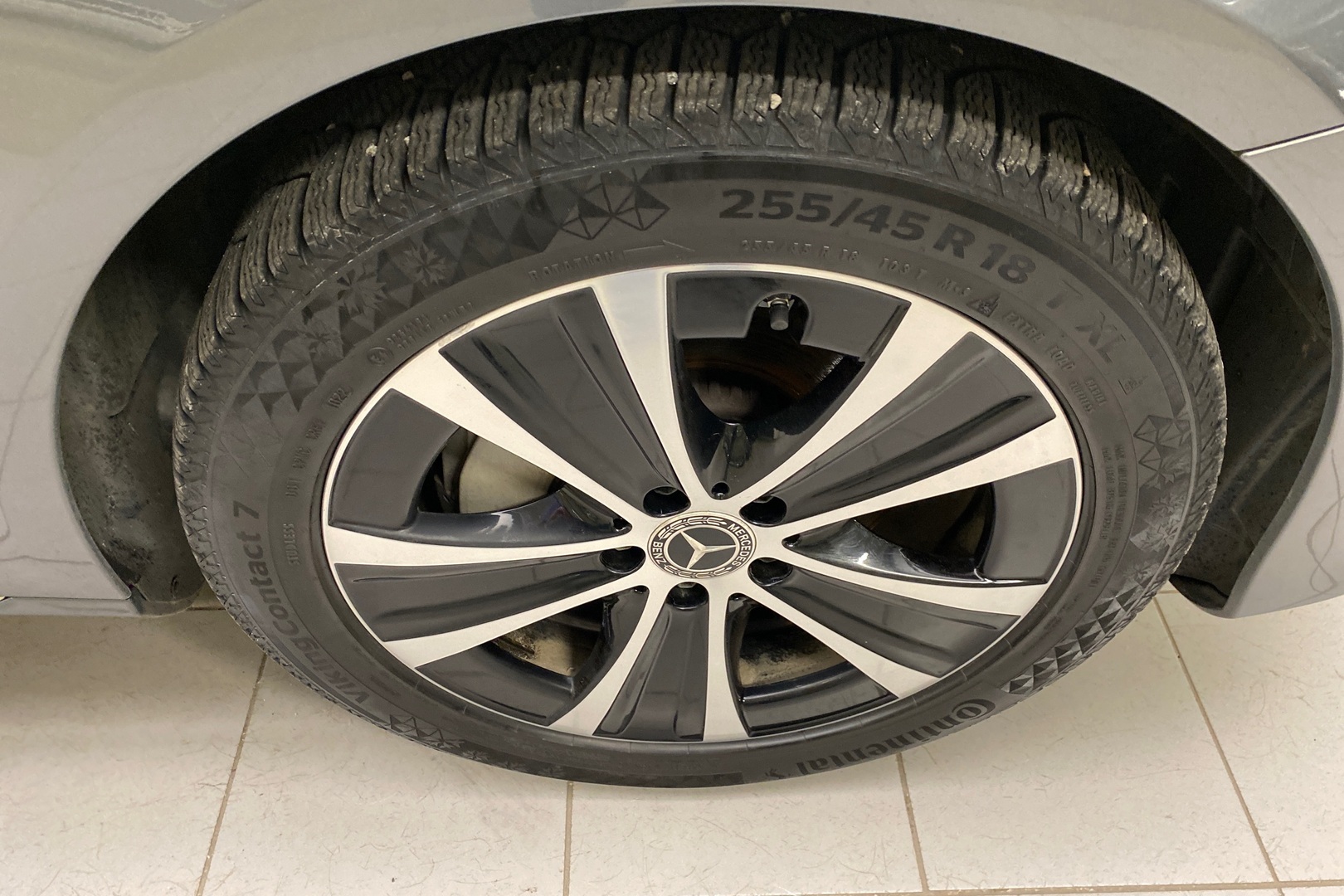 MERCEDES-BENZ E 2019