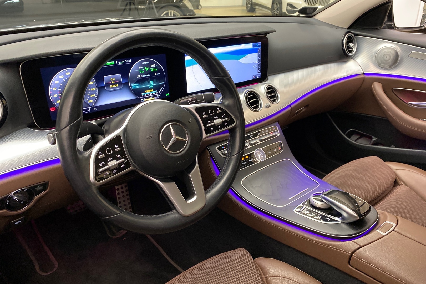 MERCEDES-BENZ E 2019