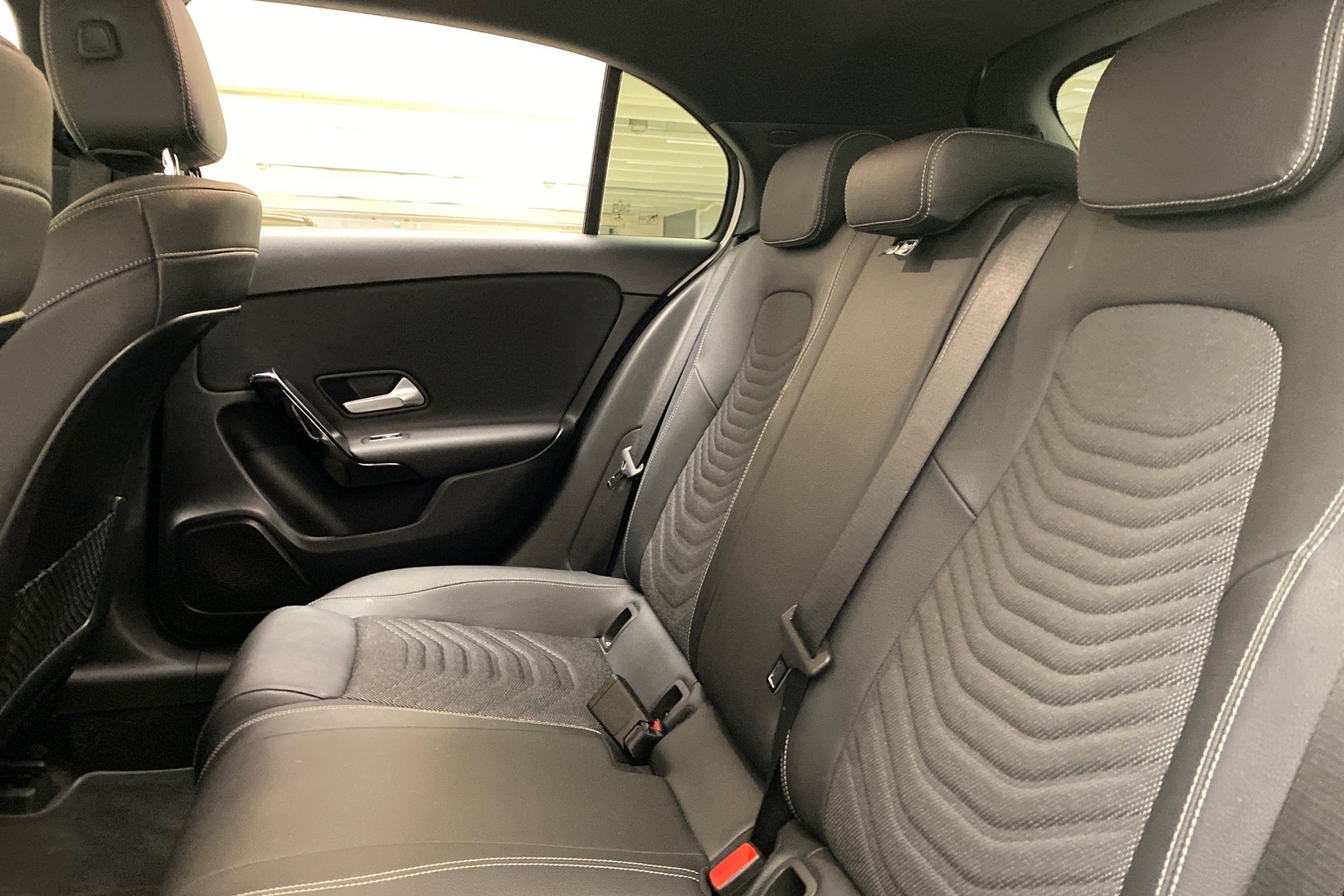 MERCEDES-BENZ A 2020