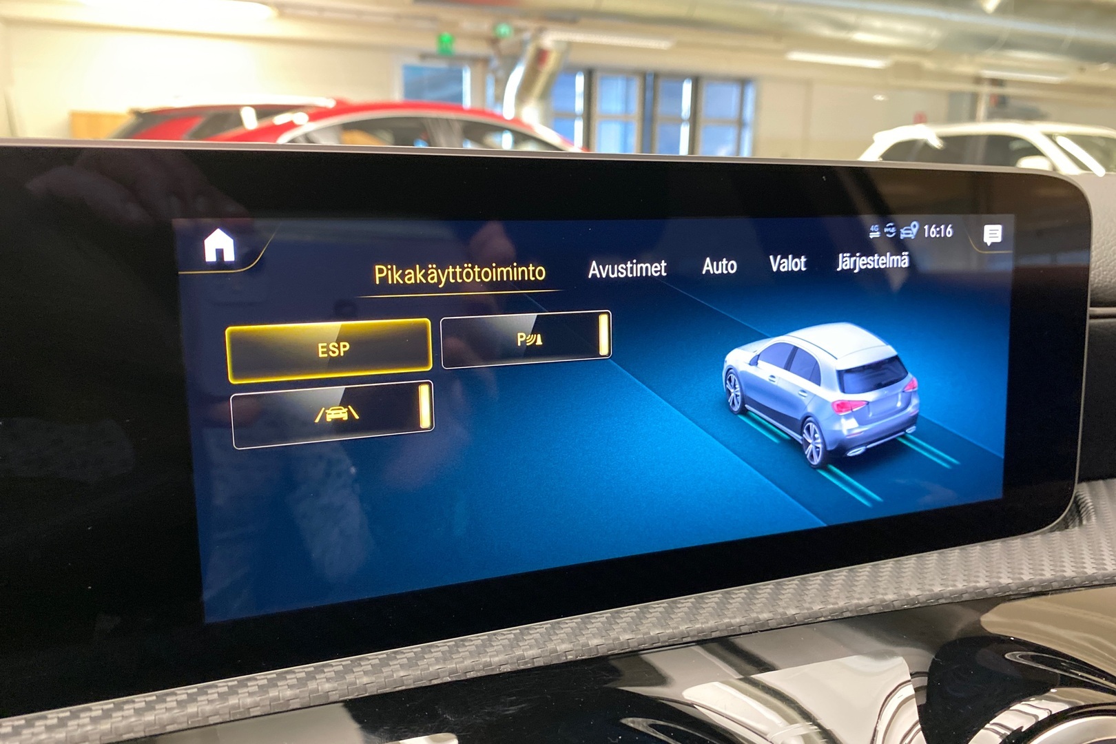 MERCEDES-BENZ A 2020