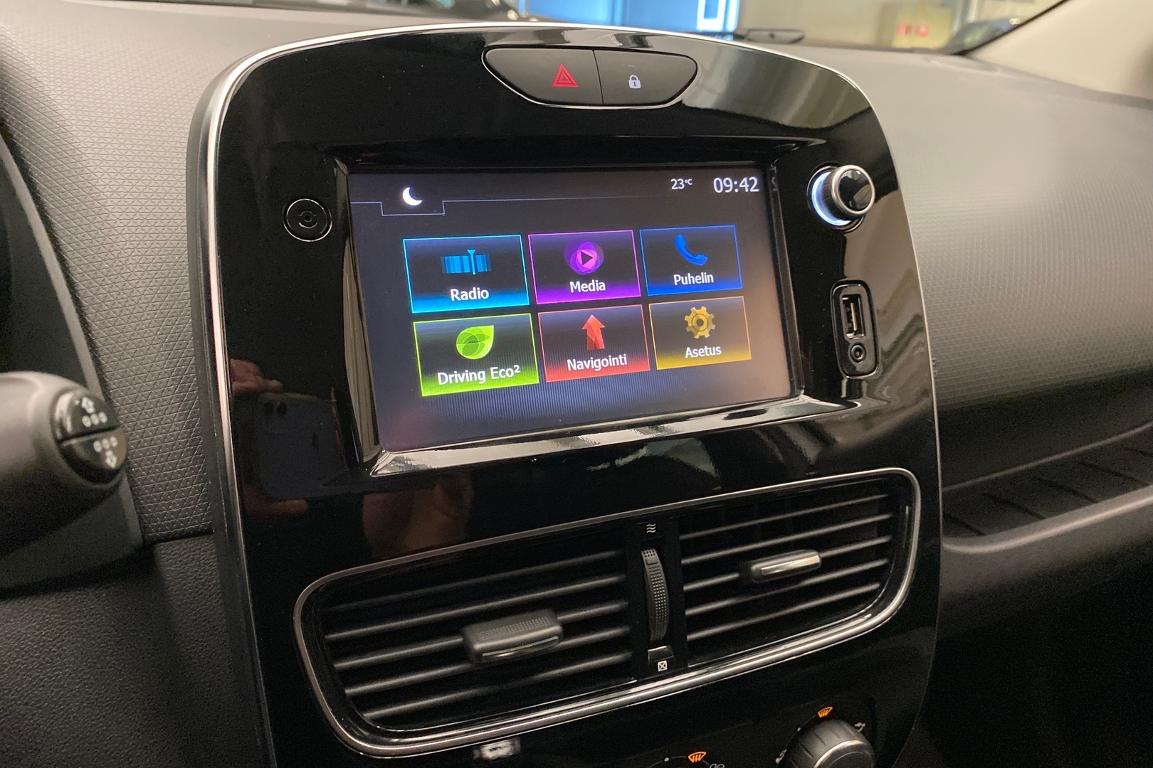 RENAULT Clio 2017