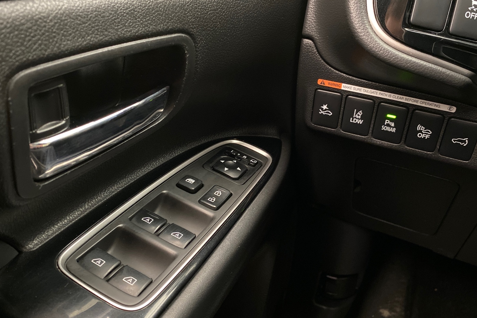 MITSUBISHI Outlander PHEV 2019