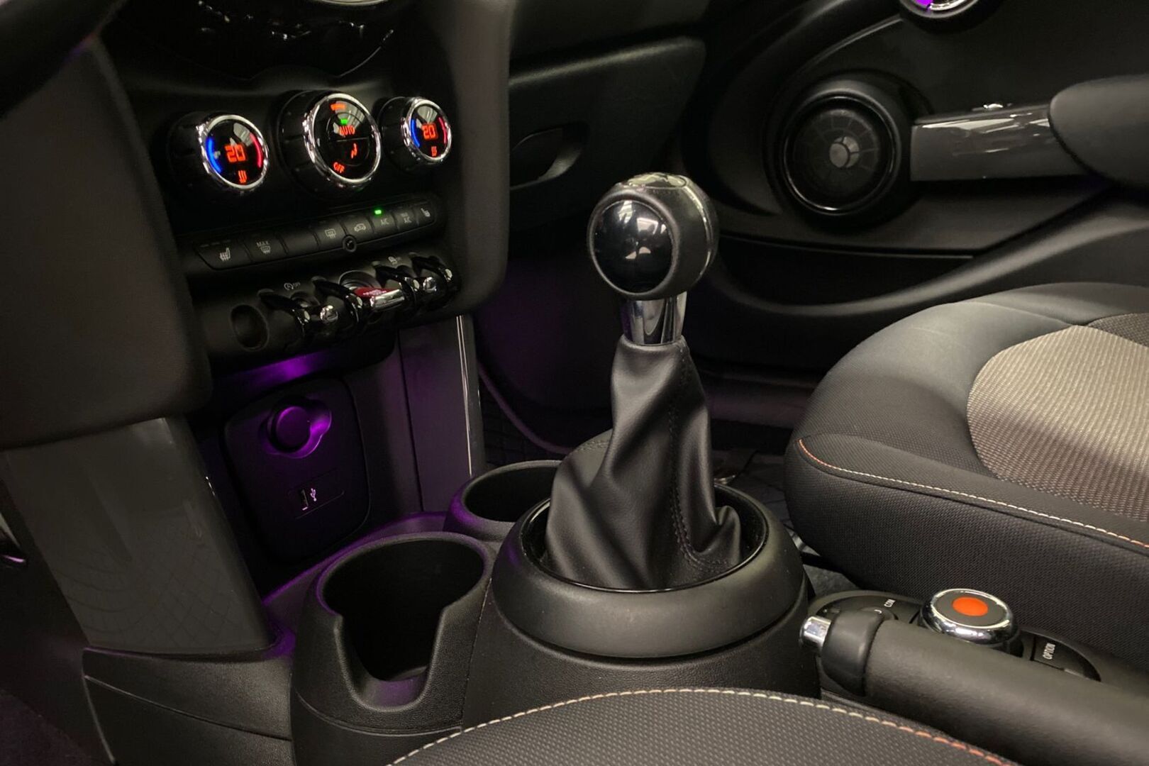 MINI COOPER 2020