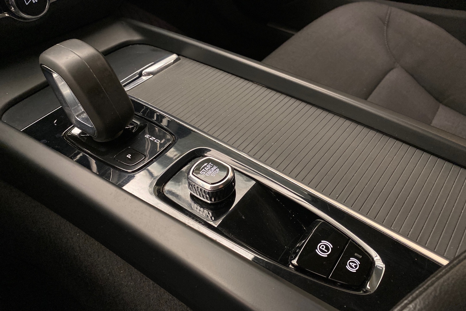 VOLVO V60 Cross Country 2022