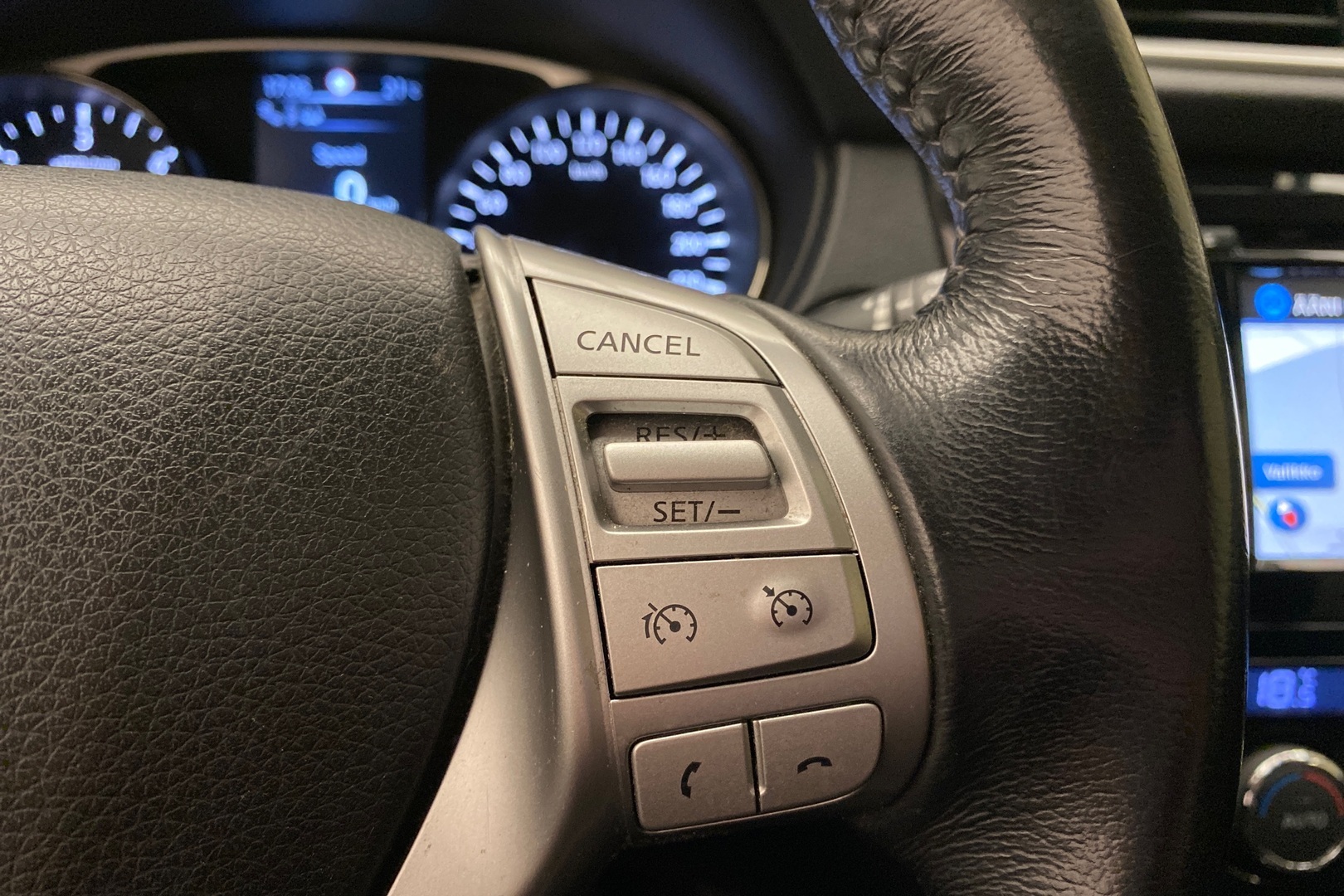 NISSAN X-Trail 2016