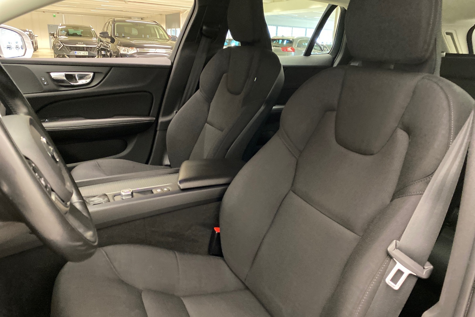 VOLVO V60 2019
