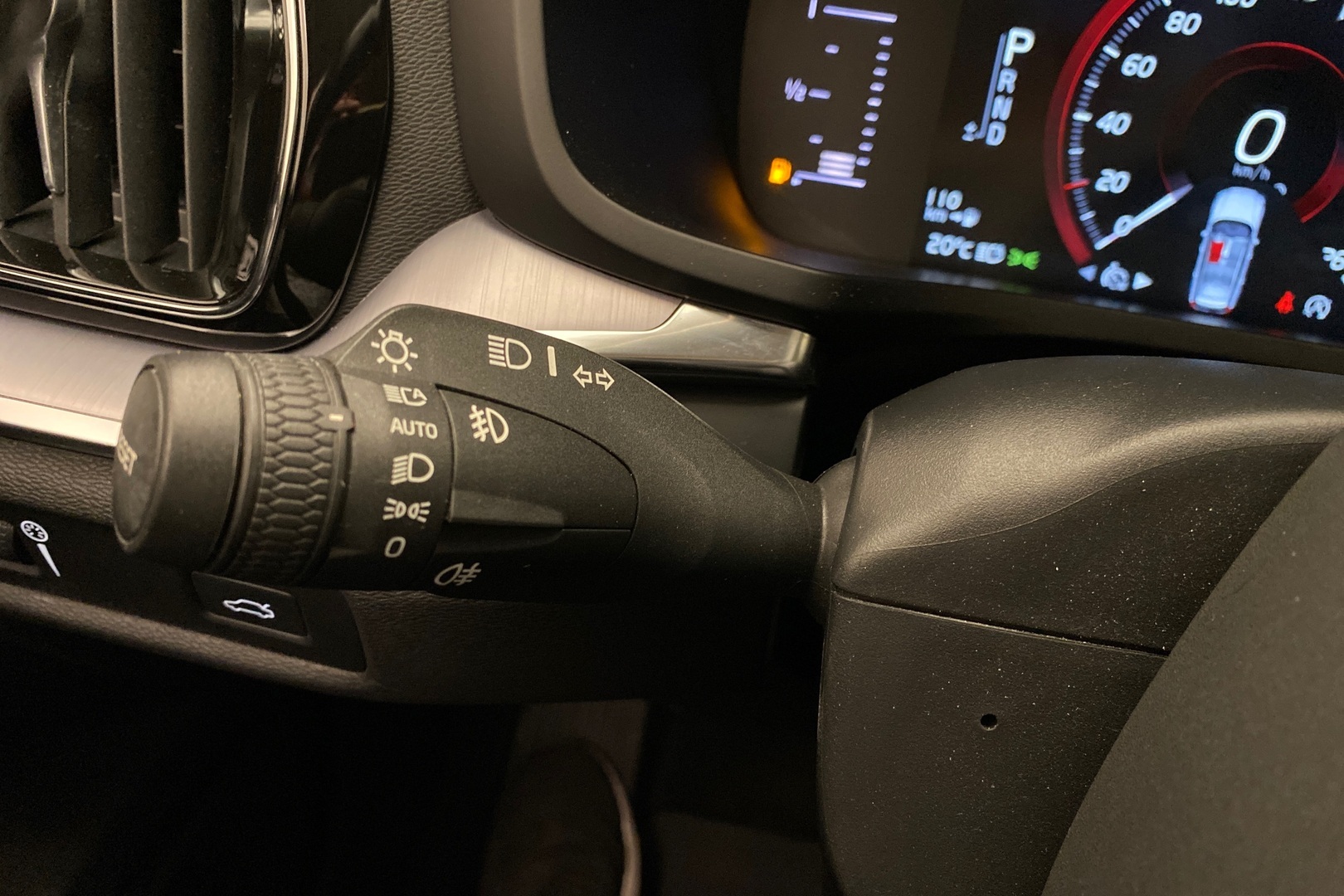 VOLVO V60 2019
