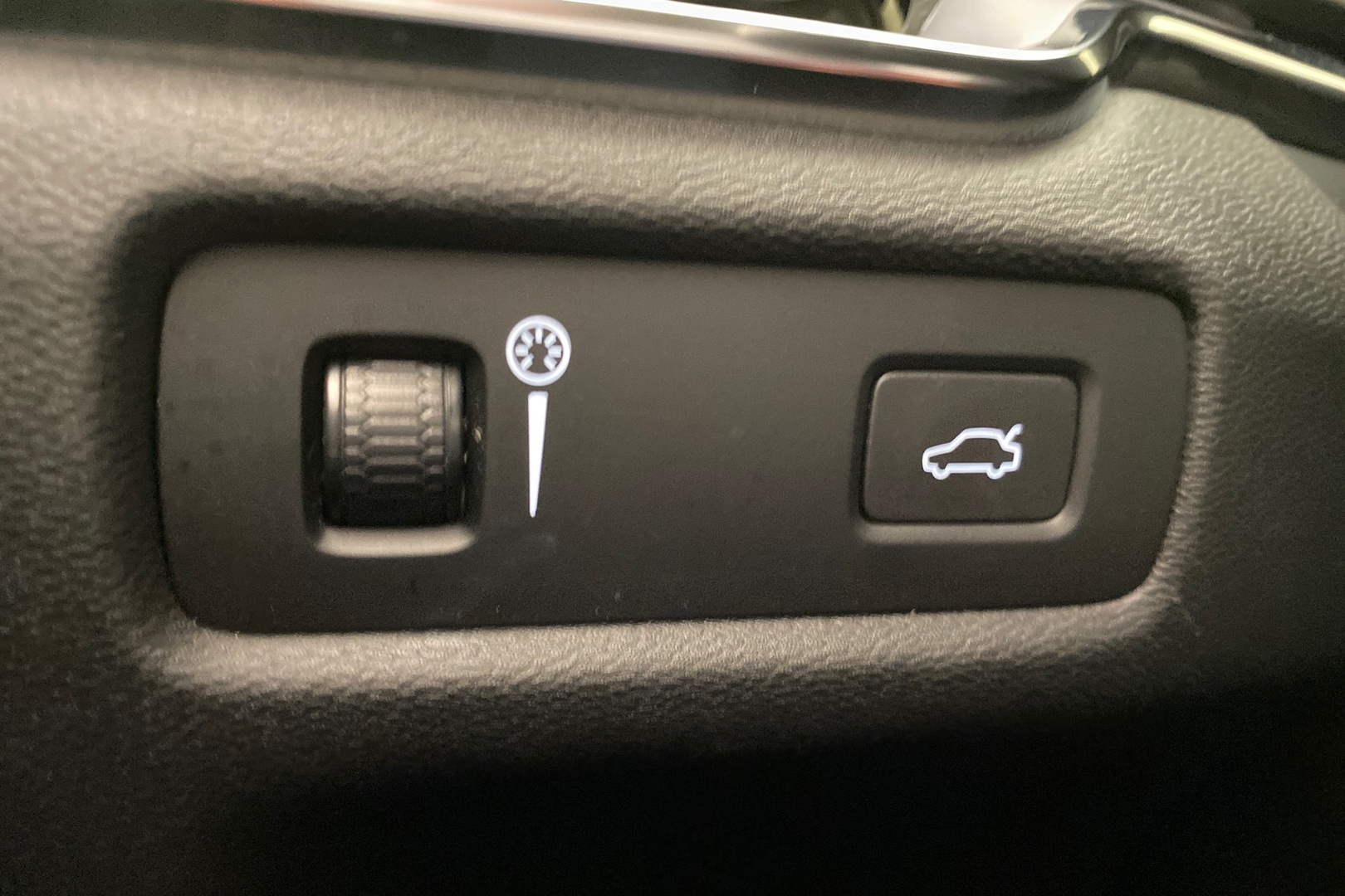 VOLVO V60 2019