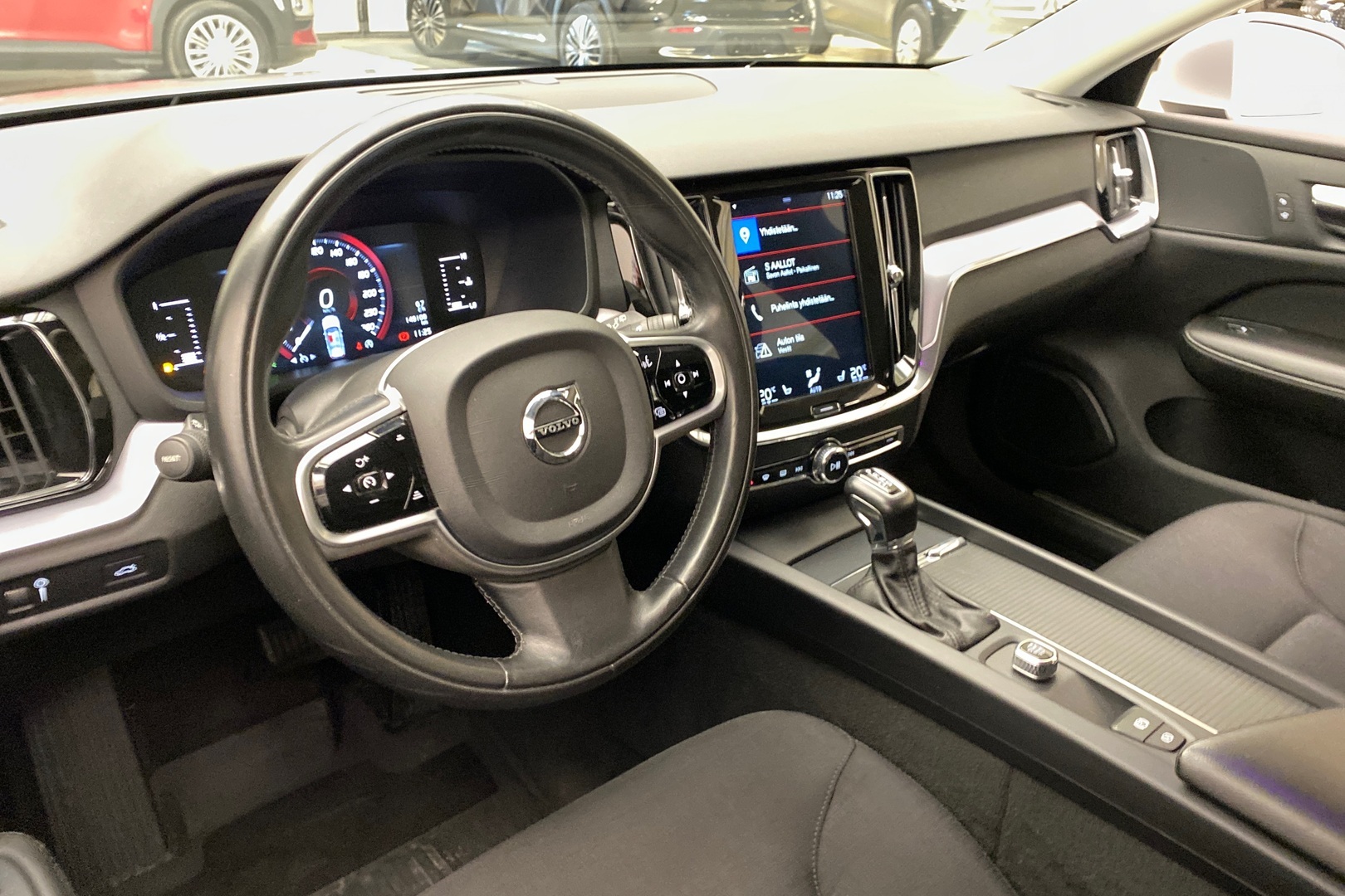 VOLVO V60 2019