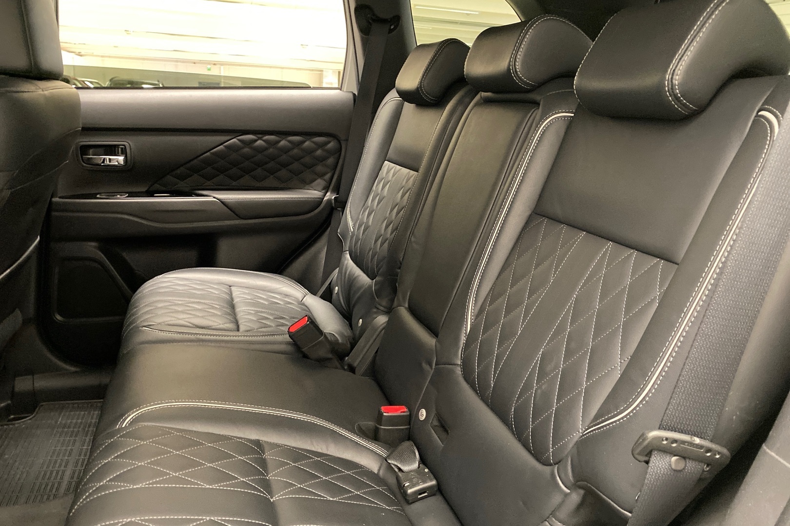 MITSUBISHI Outlander PHEV 2019