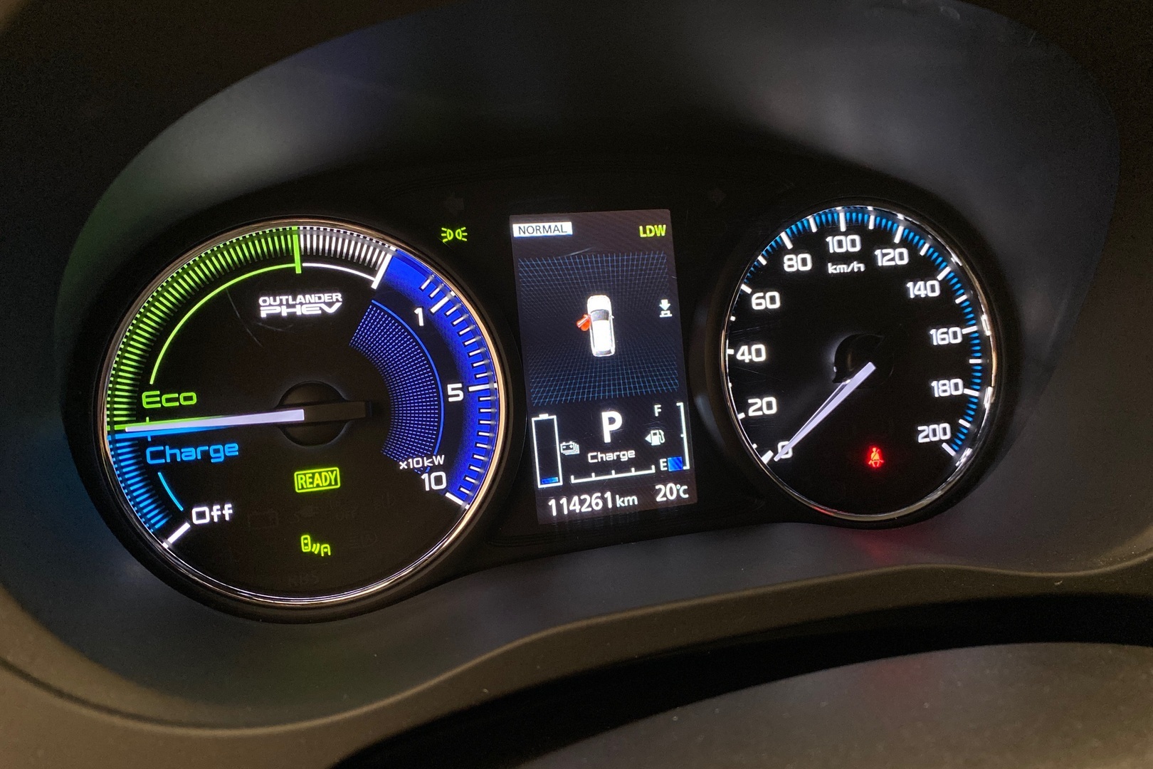 MITSUBISHI Outlander PHEV 2019