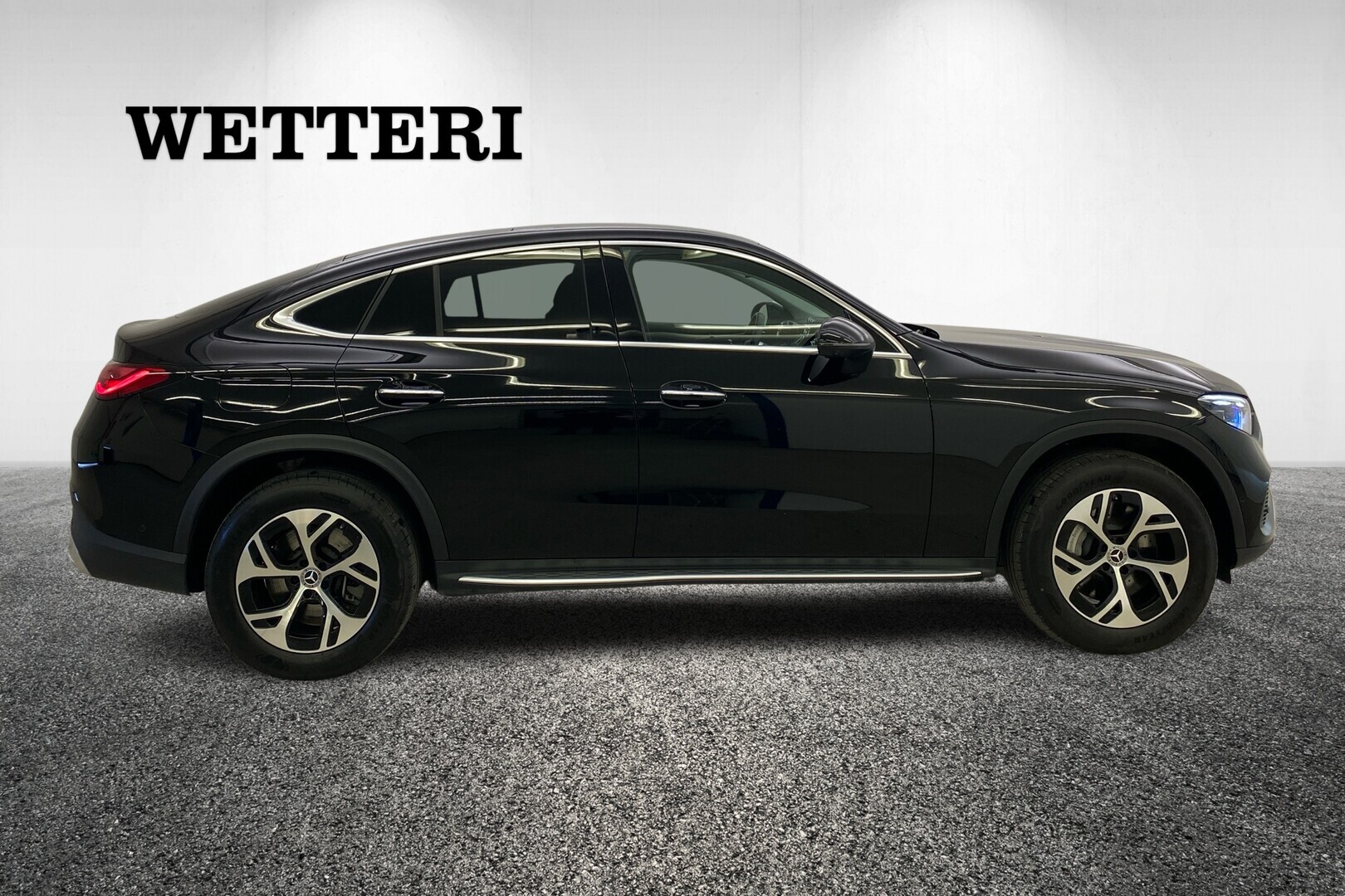 MERCEDES-BENZ GLC 2025