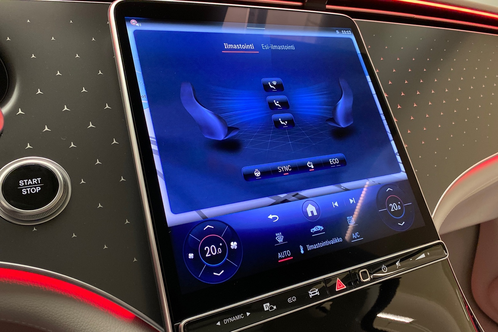 MERCEDES-BENZ EQE SUV 2026