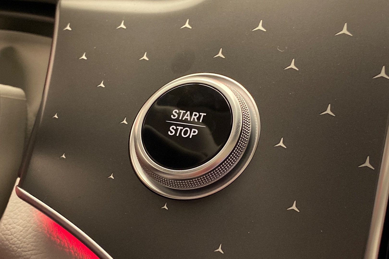 MERCEDES-BENZ EQE SUV 2026