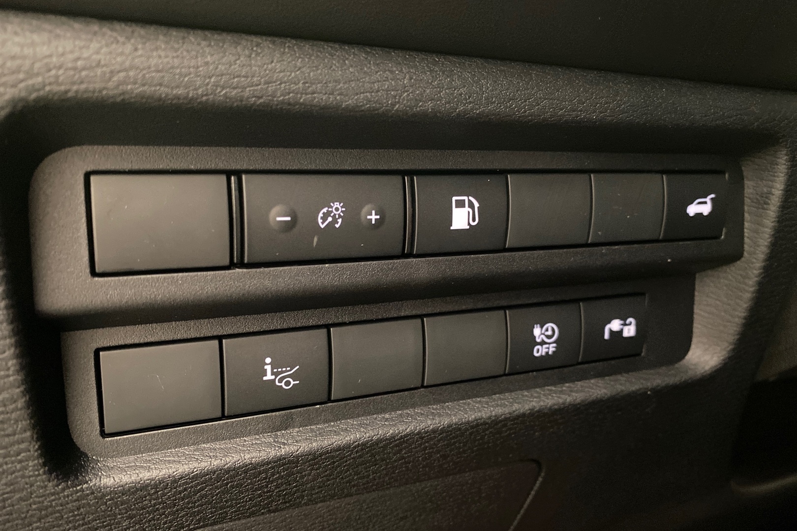 MITSUBISHI Outlander 2025