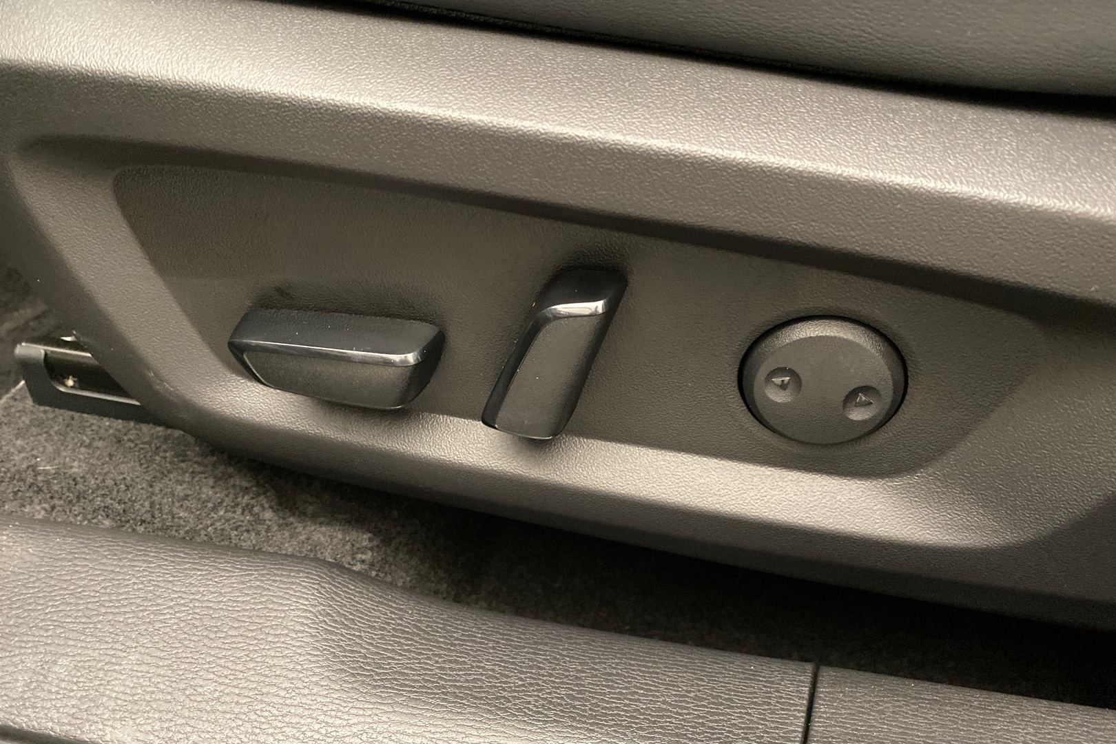 MITSUBISHI Outlander 2025