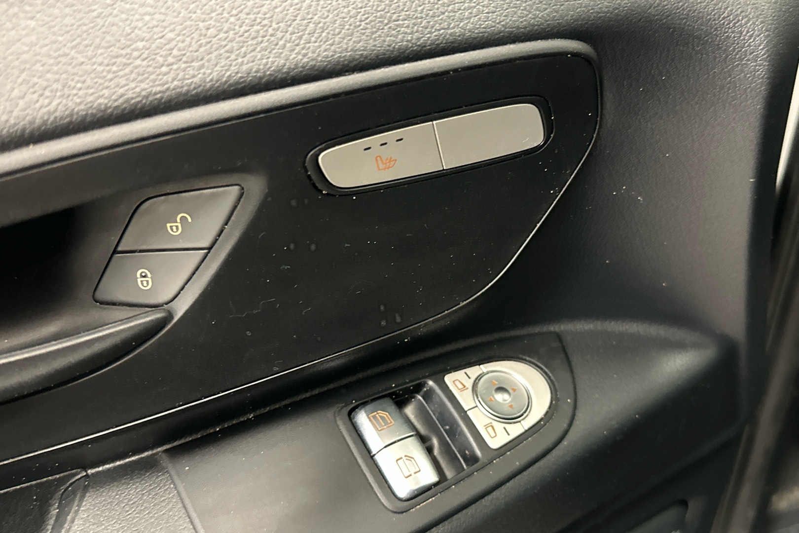 MERCEDES-BENZ VITO 10