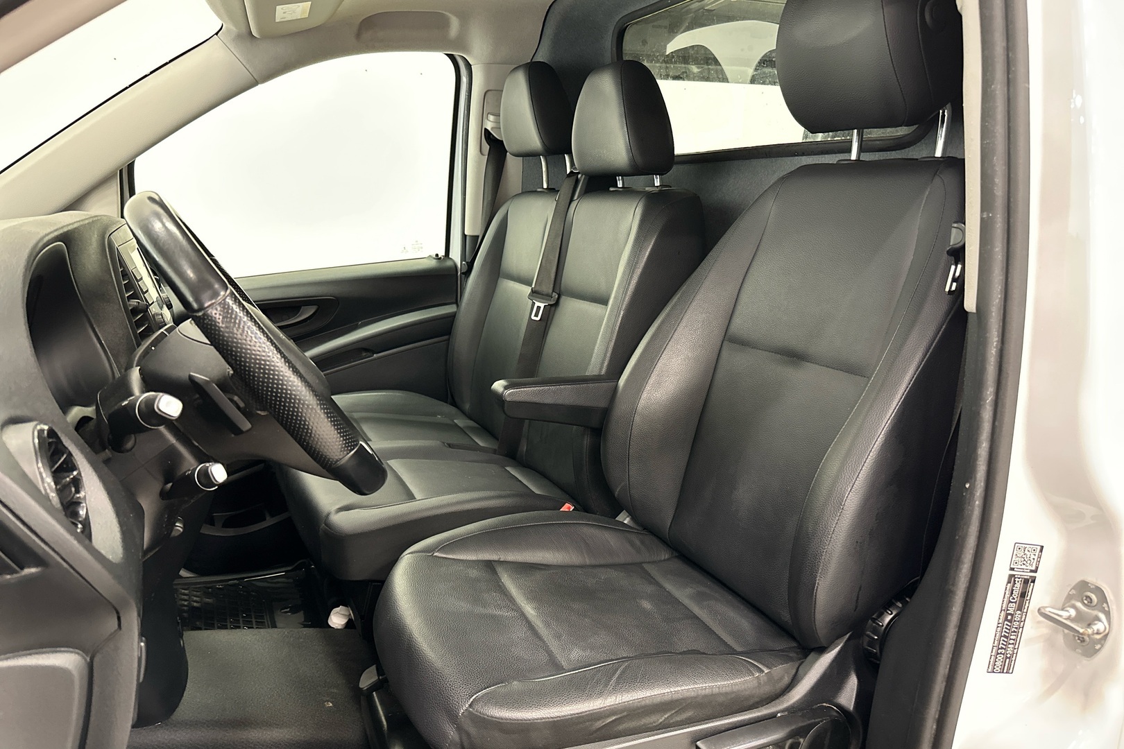 MERCEDES-BENZ VITO 9