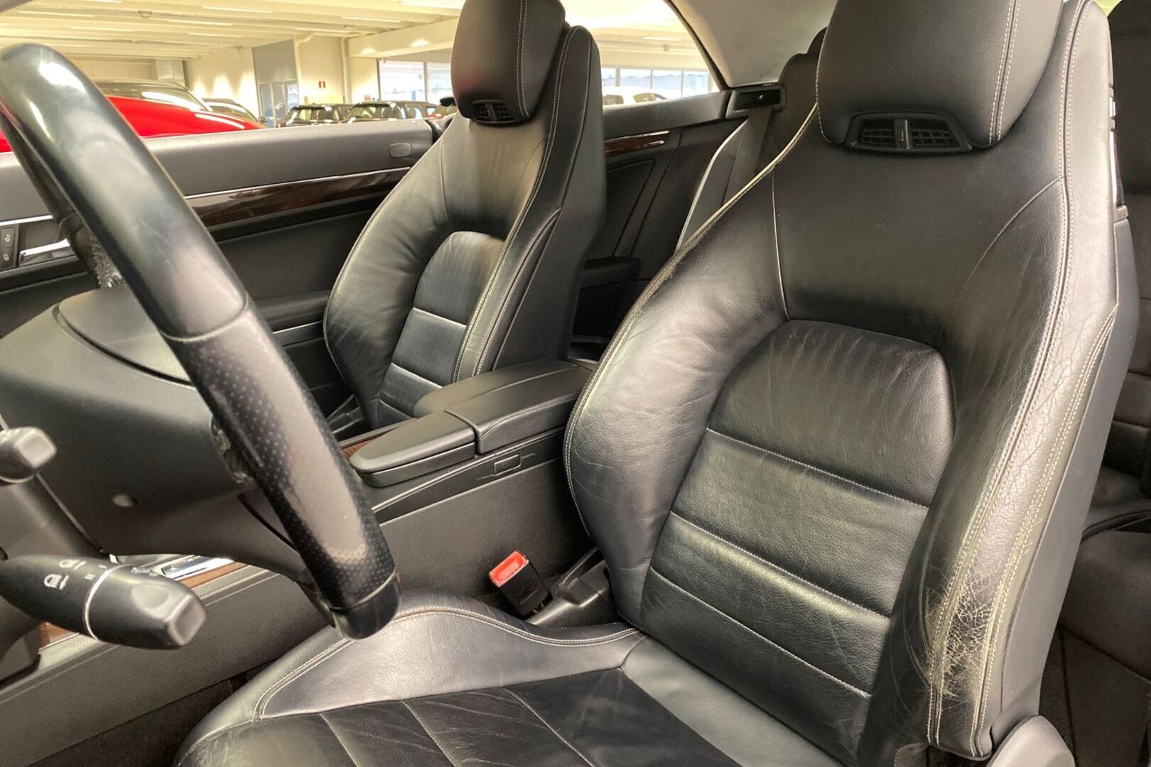 MERCEDES-BENZ E 2010