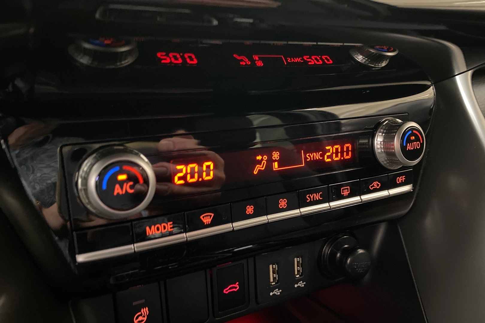 MITSUBISHI Eclipse Cross 2025