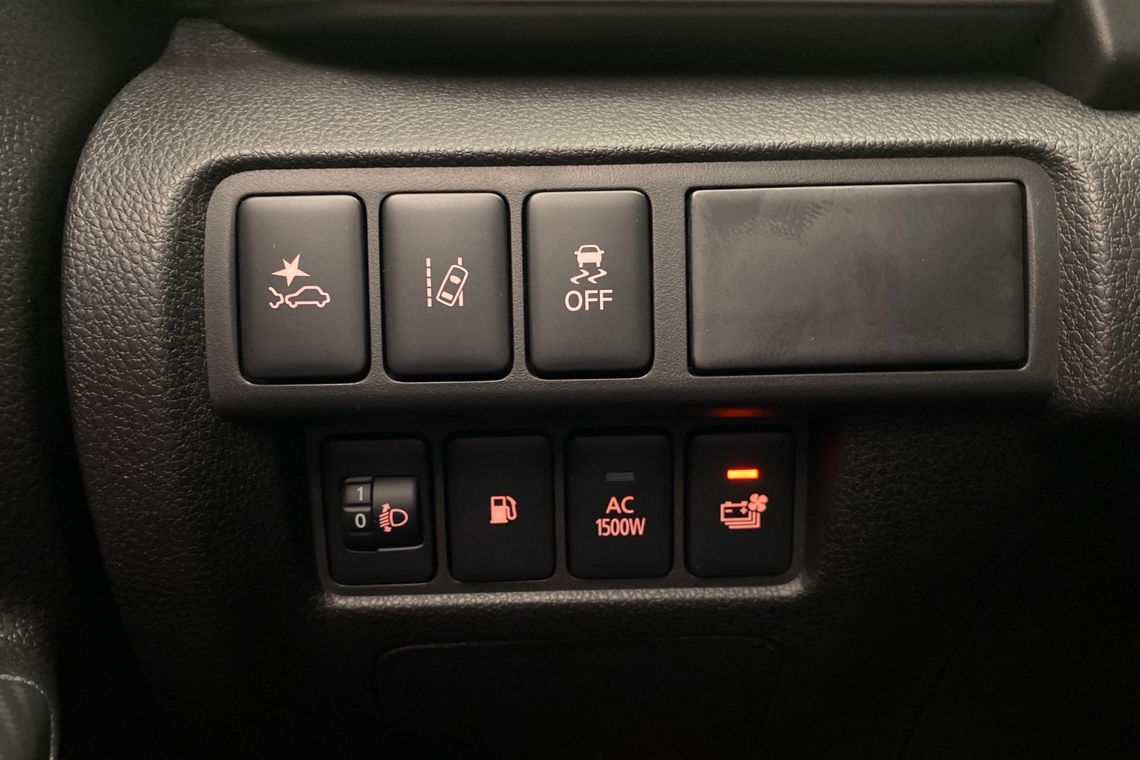 MITSUBISHI Eclipse Cross 2025