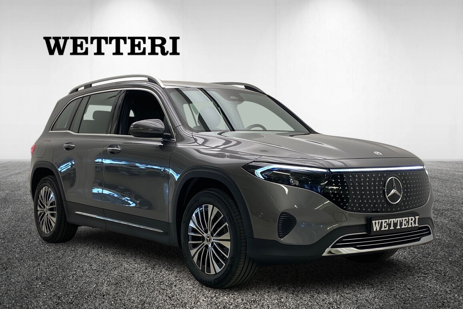 MERCEDES-BENZ EQB 2025