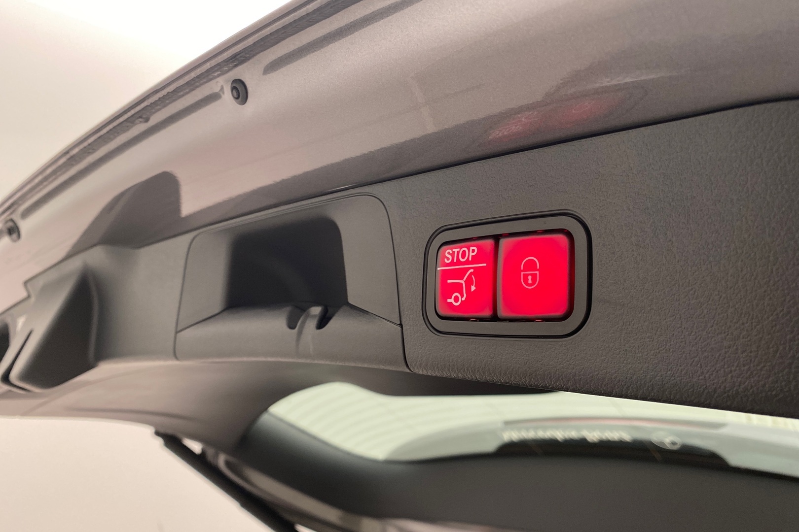 MERCEDES-BENZ EQB 2025