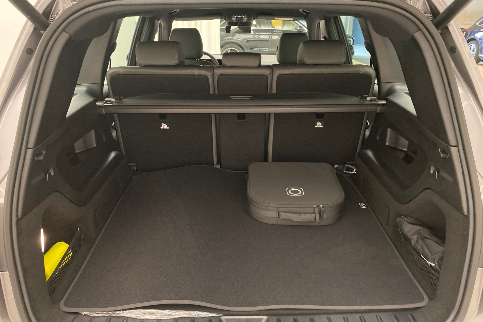 MERCEDES-BENZ EQB 2025