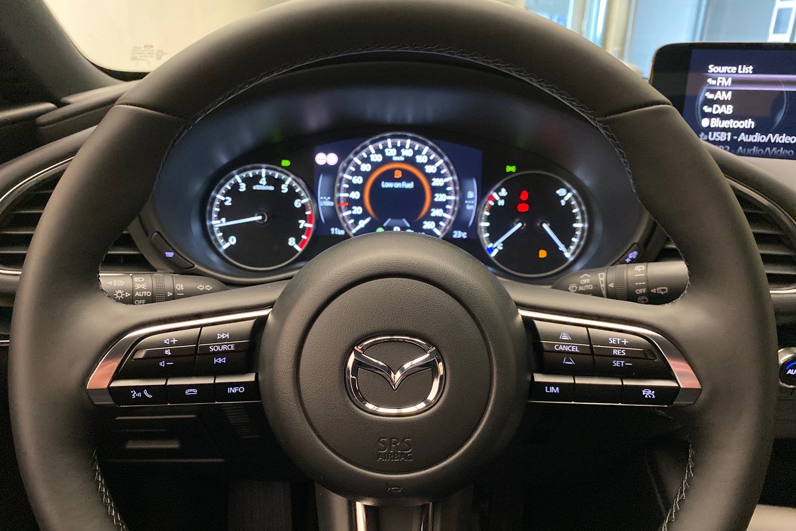 MAZDA Mazda3 2026