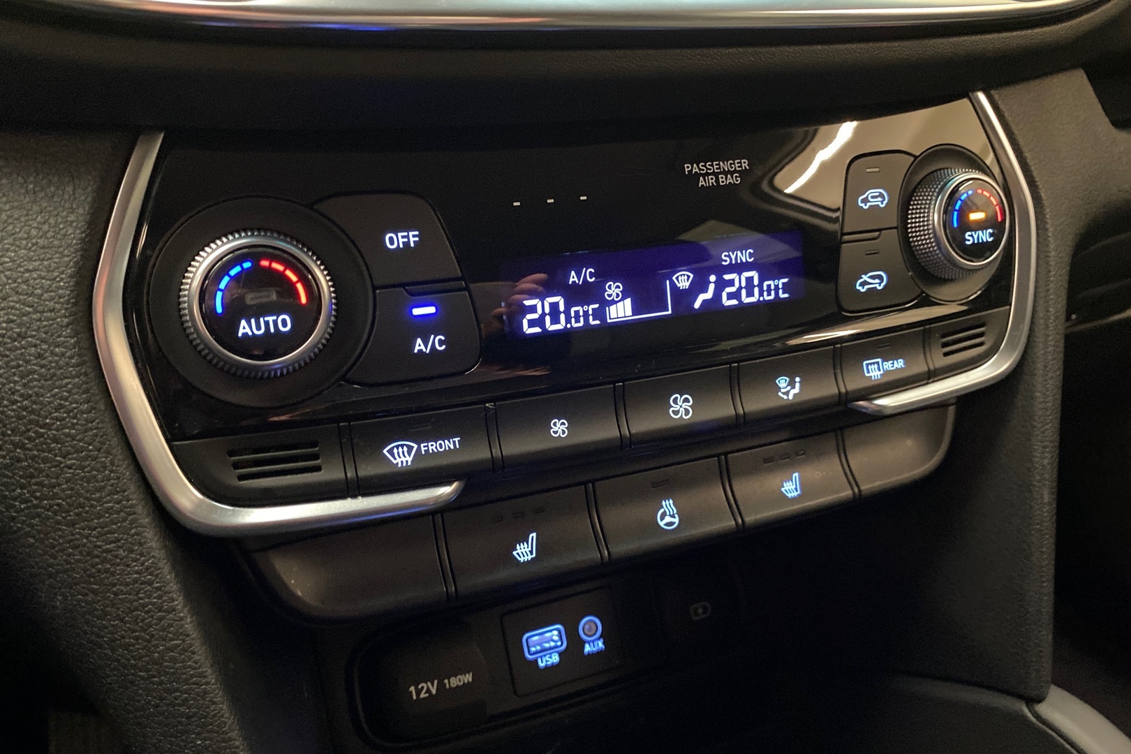 HYUNDAI Santa Fe 15