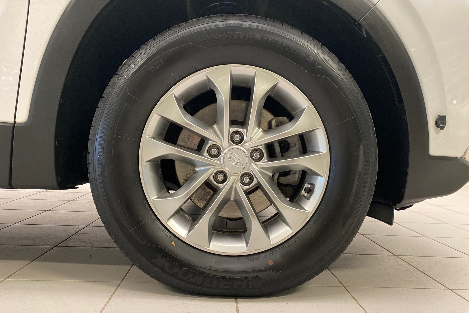 HYUNDAI Santa Fe 29