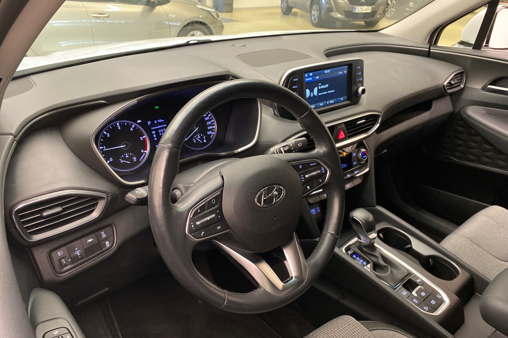 HYUNDAI Santa Fe 8